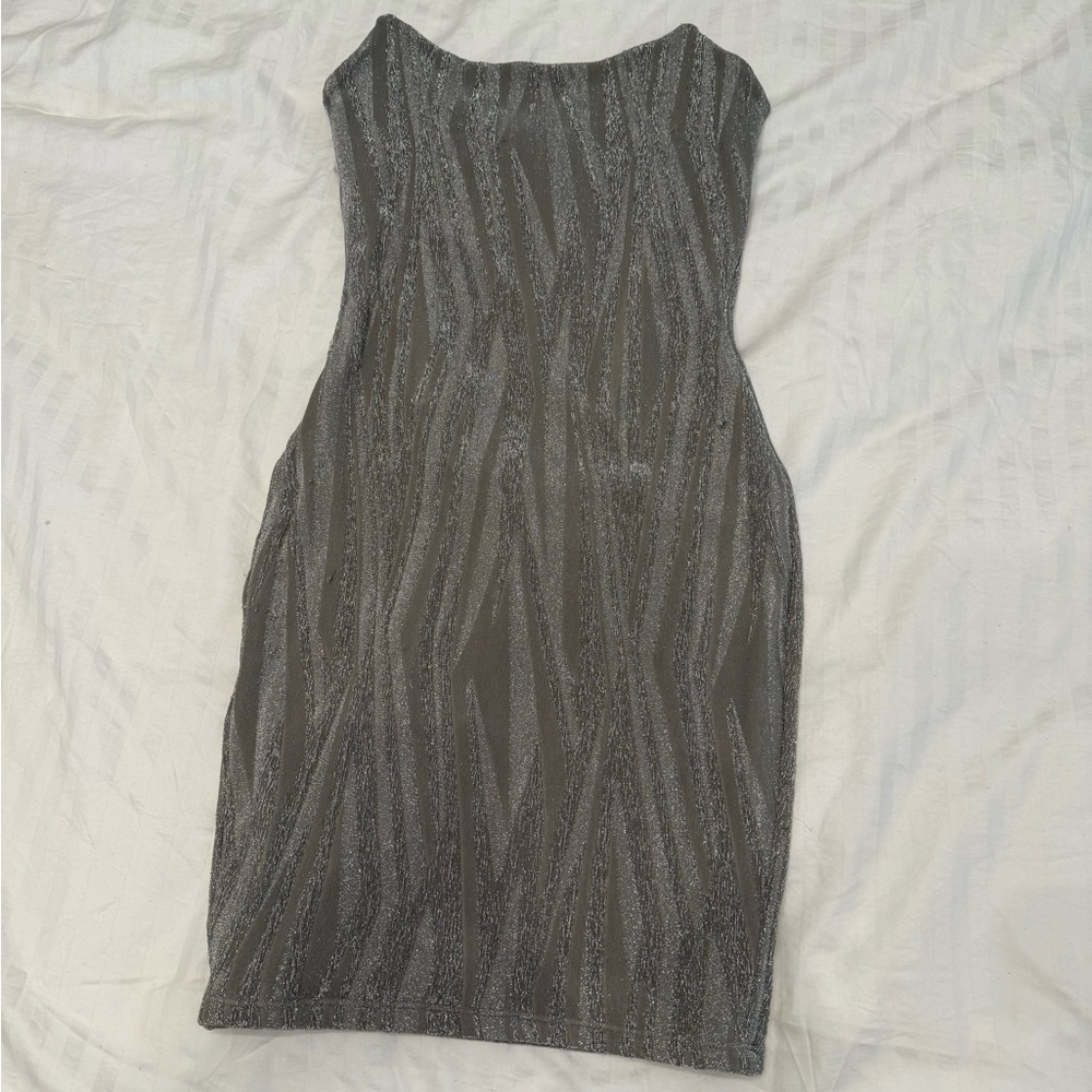 Elegant Silver Sleeveless Dress